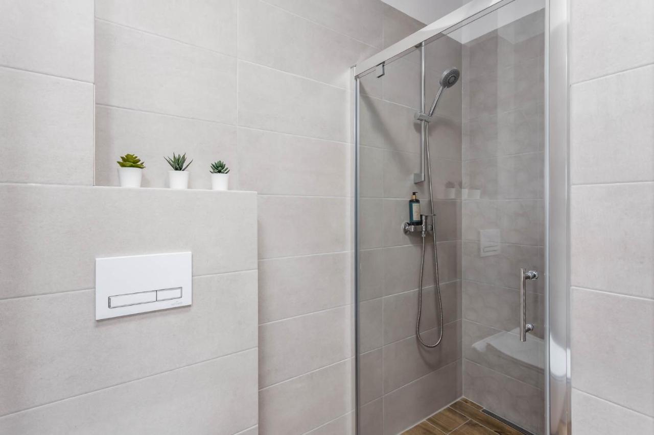 Rent Like - Koło Brzegu&mini Apartment *